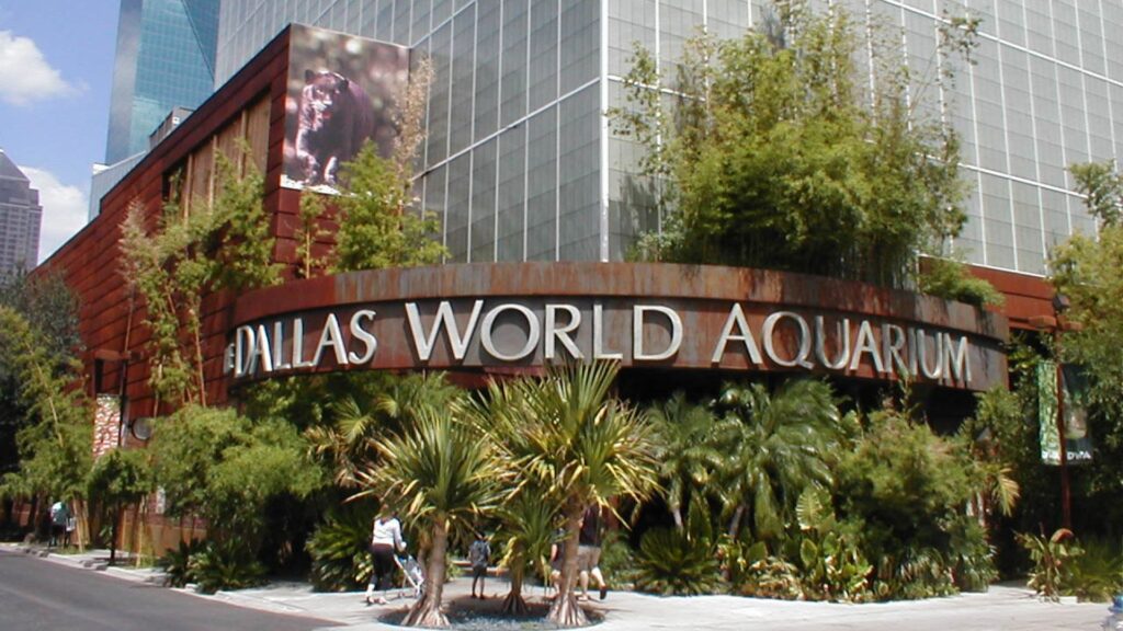 Dallas World Aquarium Entrance