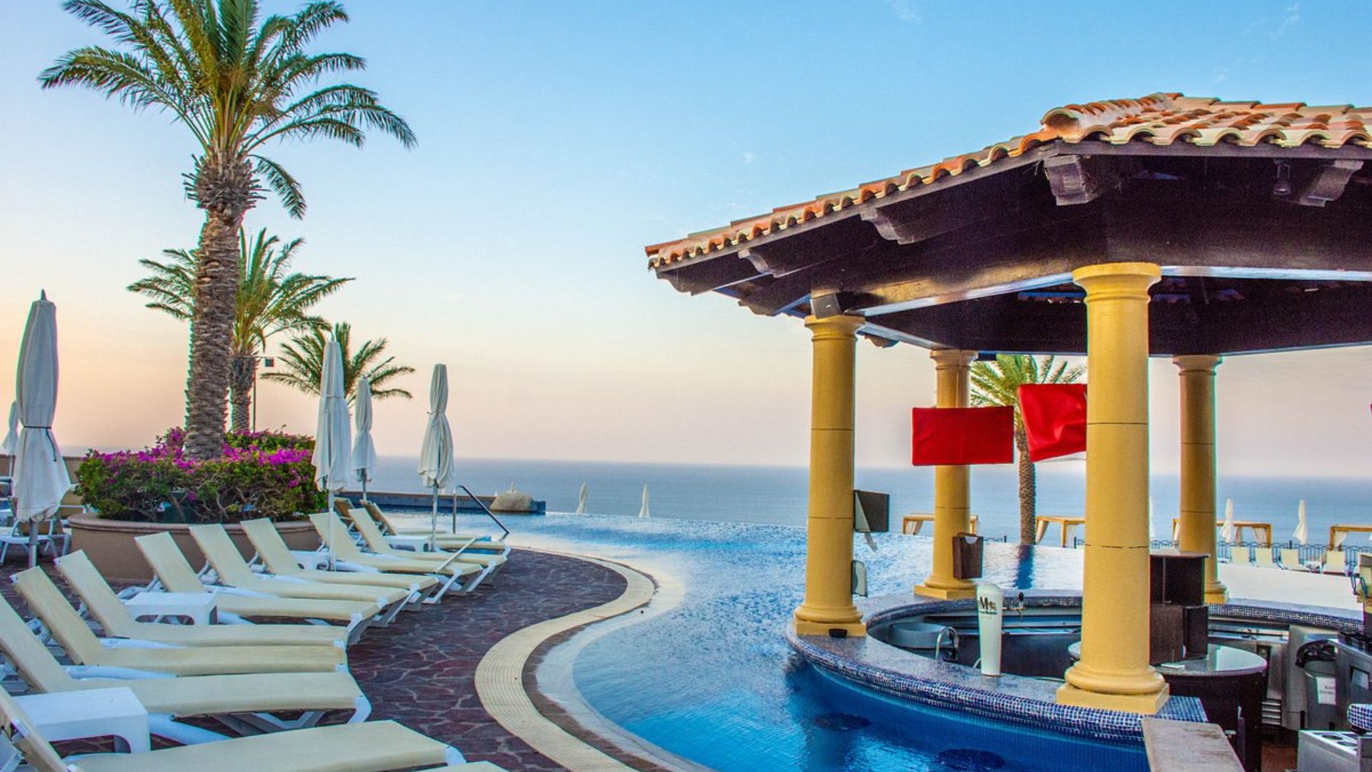 Travel Smarter: Benefits of Off-Peak Season Vacations That Save Money and Reduce Stress